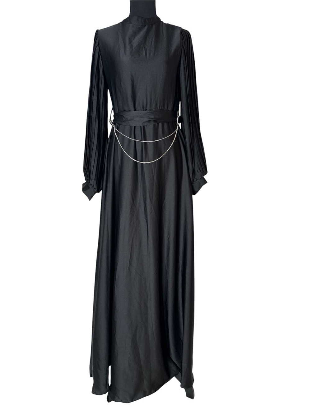 Elegant Black Long-Sleeve Maxi Dress with Chain Detail belt